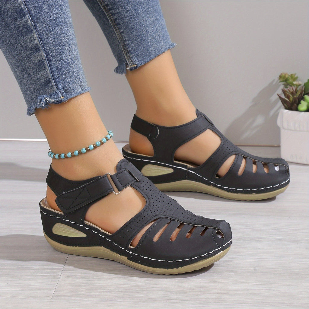 Amelia – Comfort Sandals with a Gentle Lift