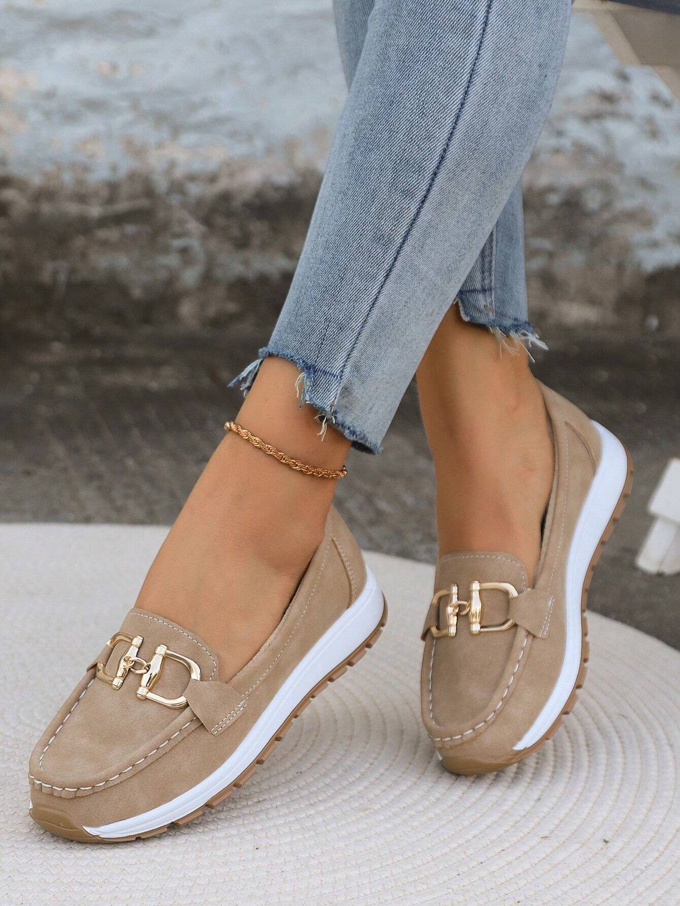 Scarlett - Chic Buckle Loafers