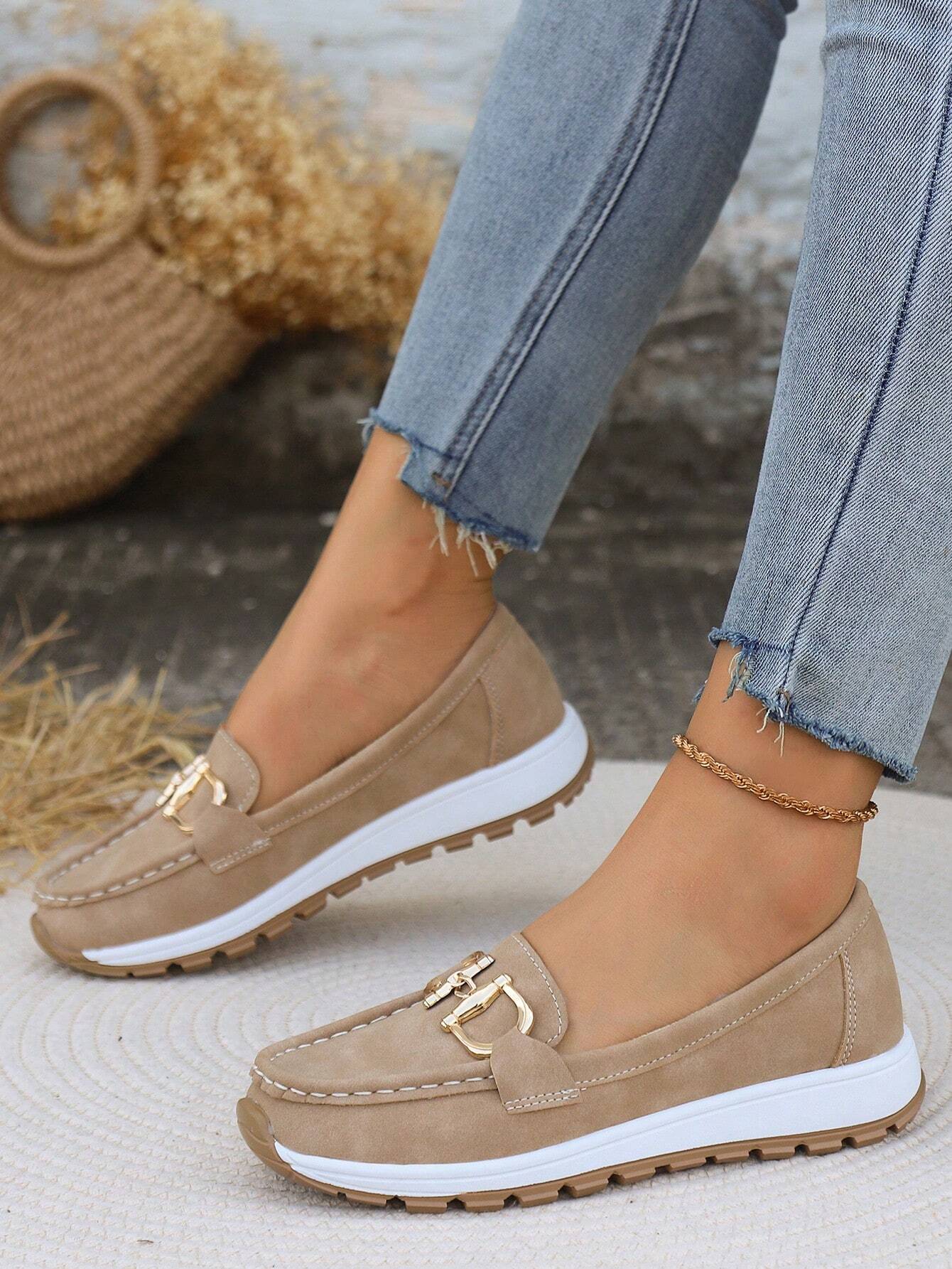 Scarlett - Chic Buckle Loafers