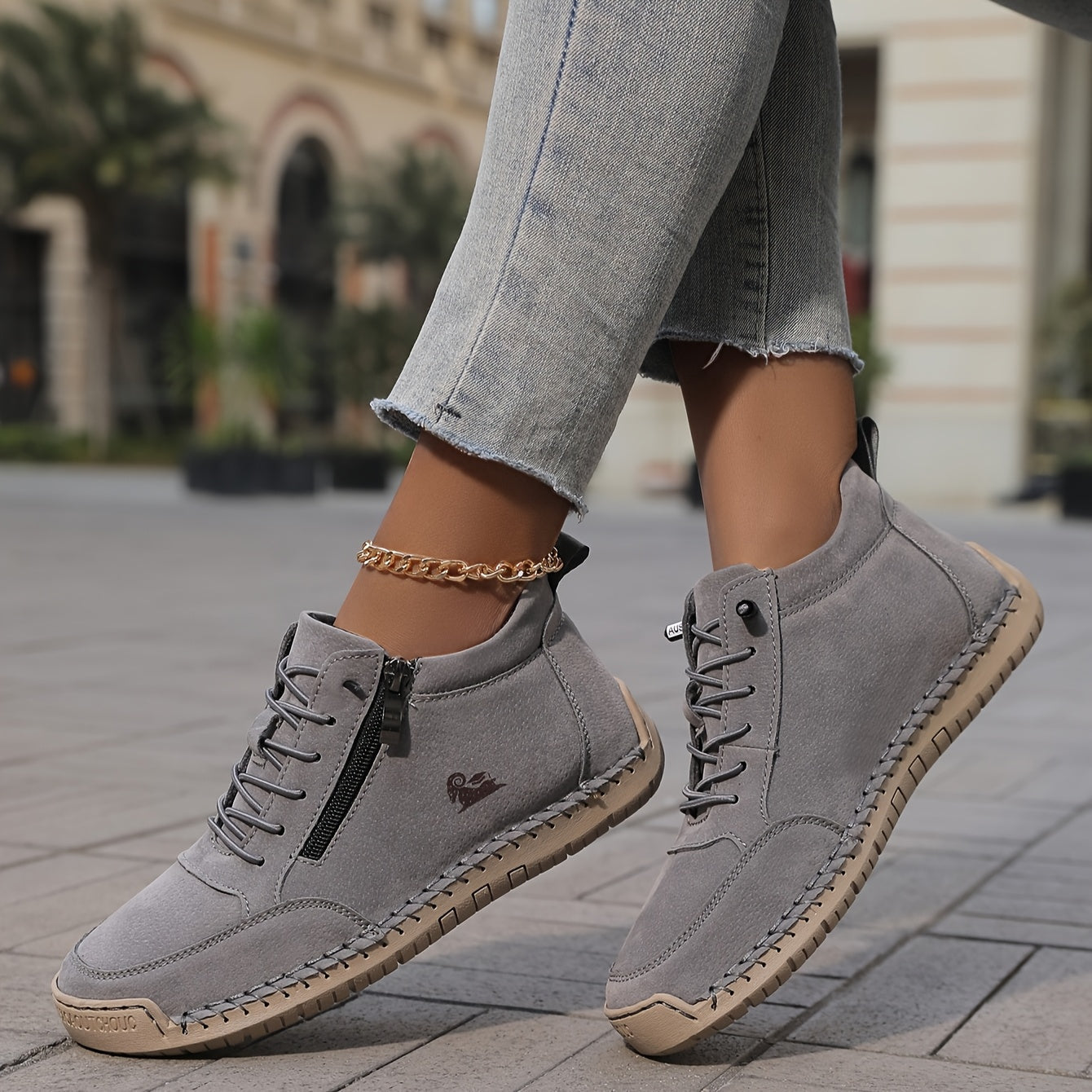 Nova – Comfortable Orthopedic Sneakers with Zipper