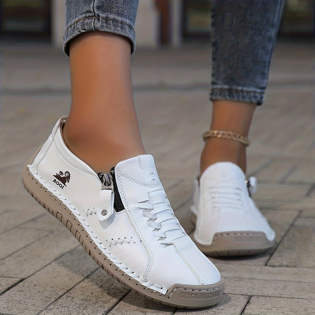 Katherine – Elegant Comfort with a Practical Zipper