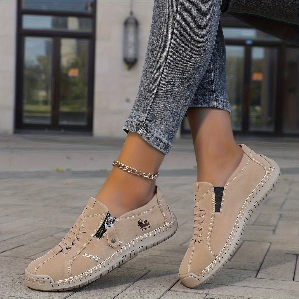 Katherine – Elegant Comfort with a Practical Zipper