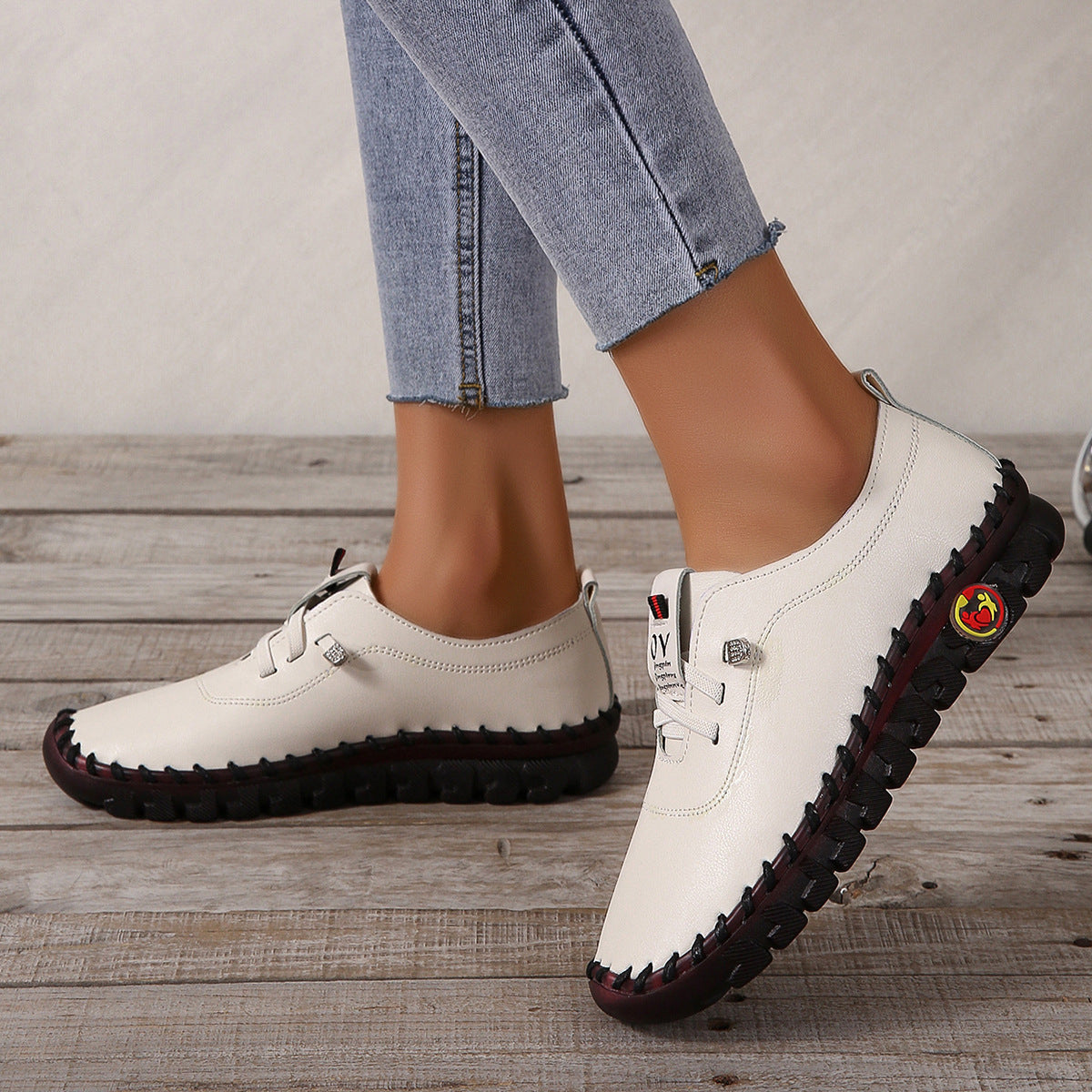 Layla – Leisure Shoes with Non-Slip Soles