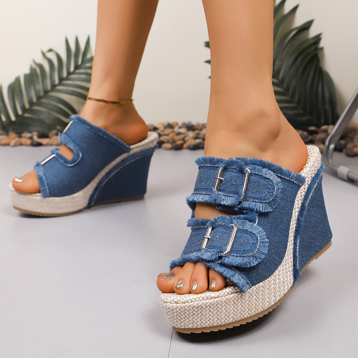 Zoya - Fray Edge Wedge Sandals With Modern Comfort Lift