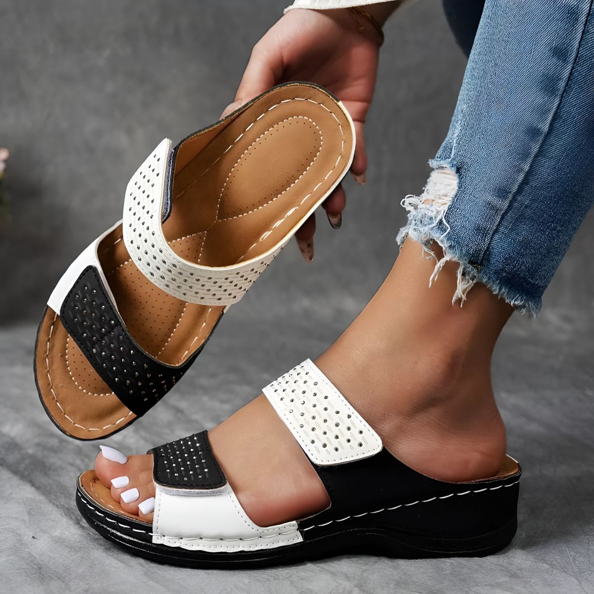Gel Cushioned Adjustable Sandals