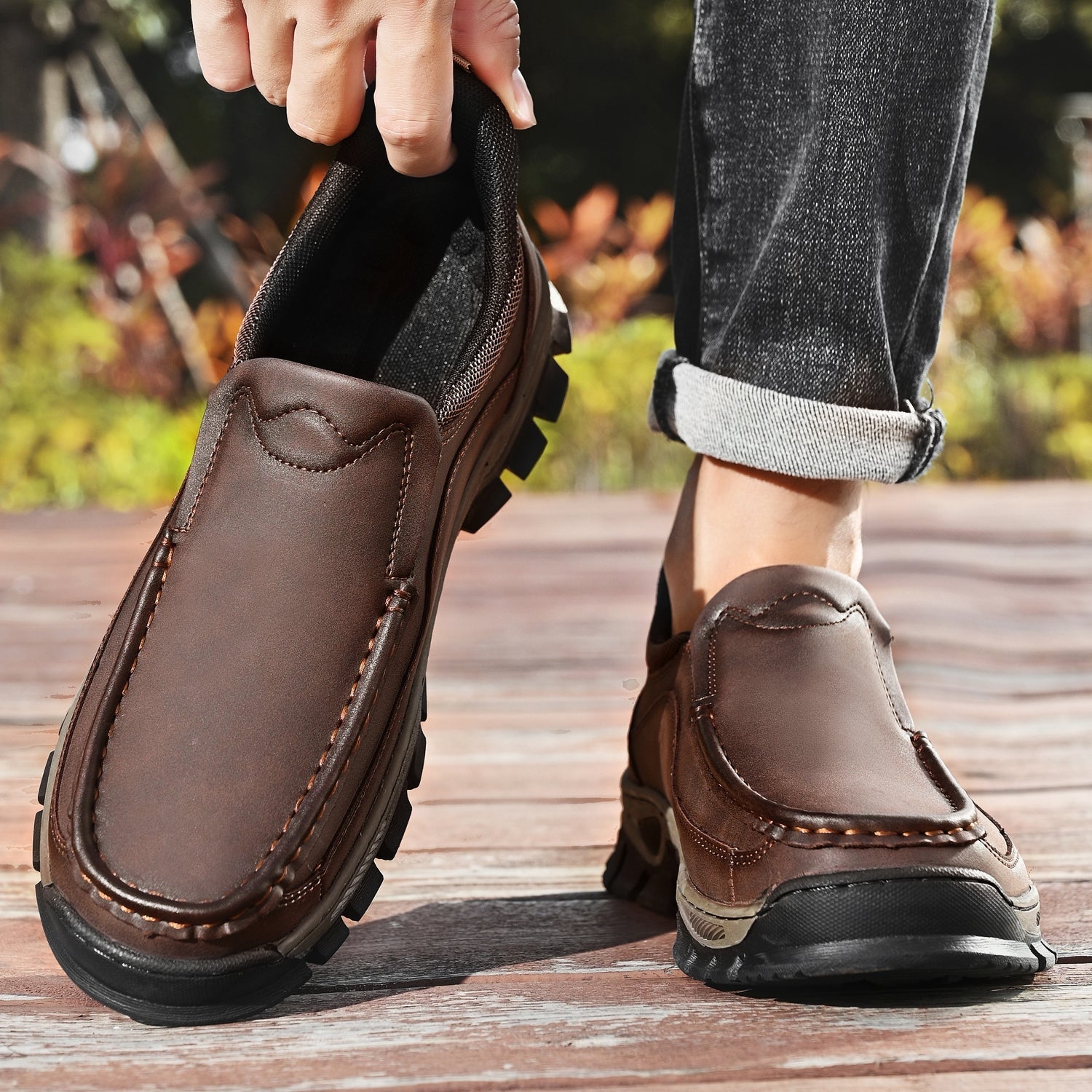Mostelo® Mens Slip On Casual Outdoor Leather Walking Hiking Shoes V3672/V3673
