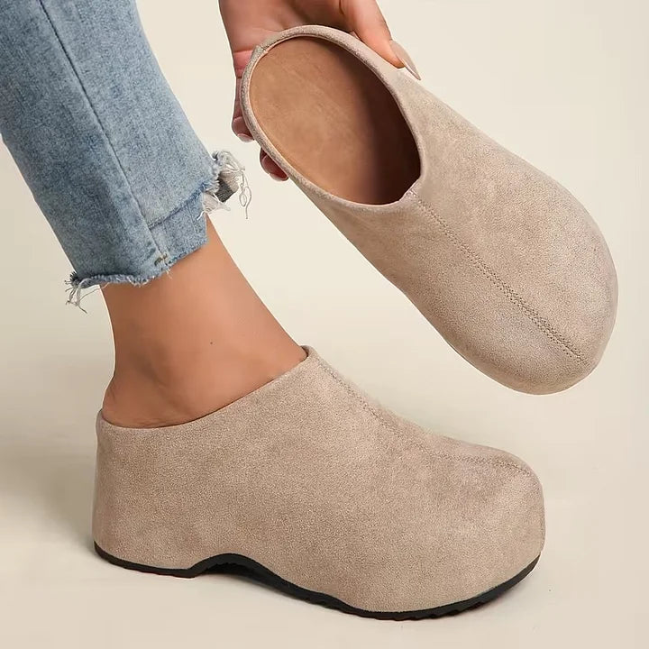 Breathable Wide-Toe Comfort Mules