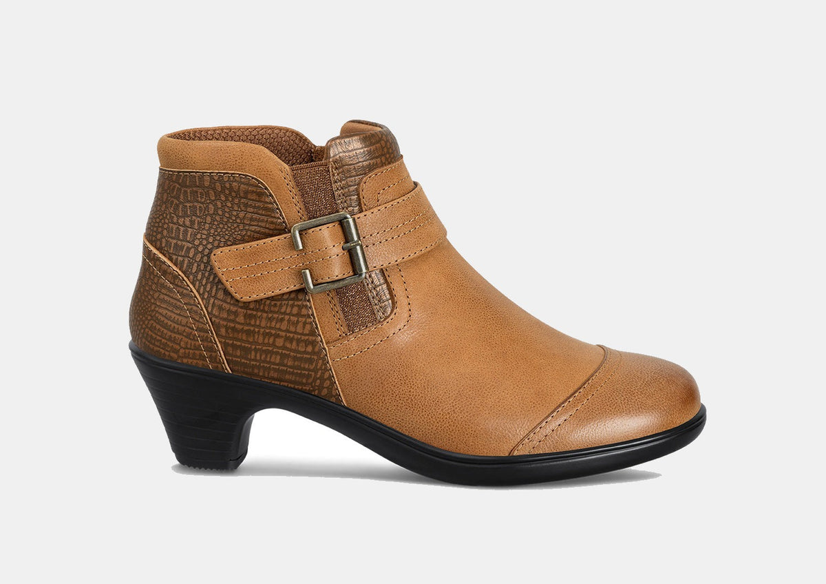 Ergonomic Wide-Toe Comfort Shoes