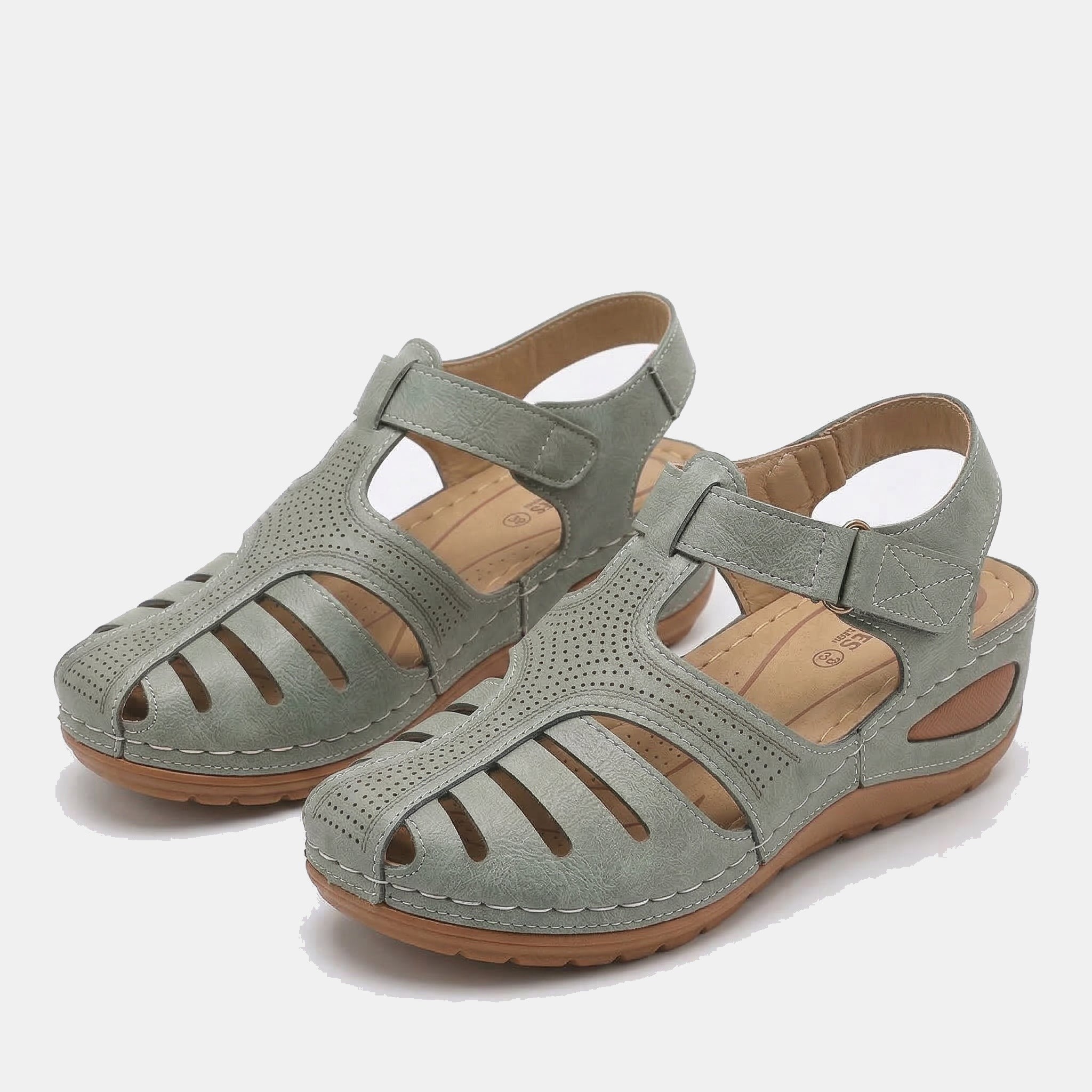 Amelia – Comfort Sandals with a Gentle Lift