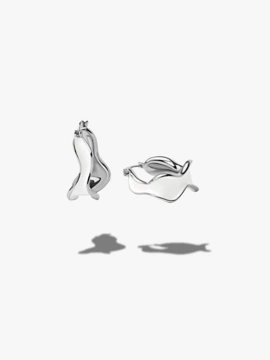 White detailed earring