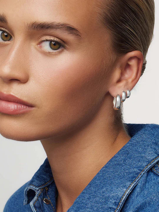Timeless wide earrings