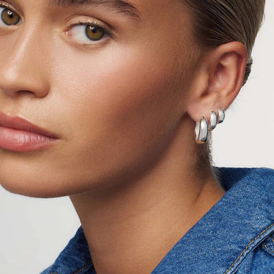 Timeless wide earrings